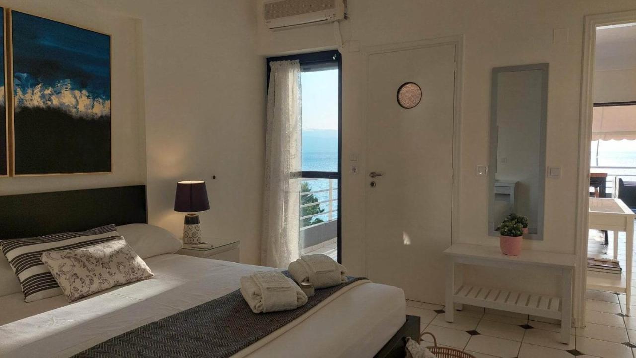 Loutraki Bay Apartamento Exterior foto