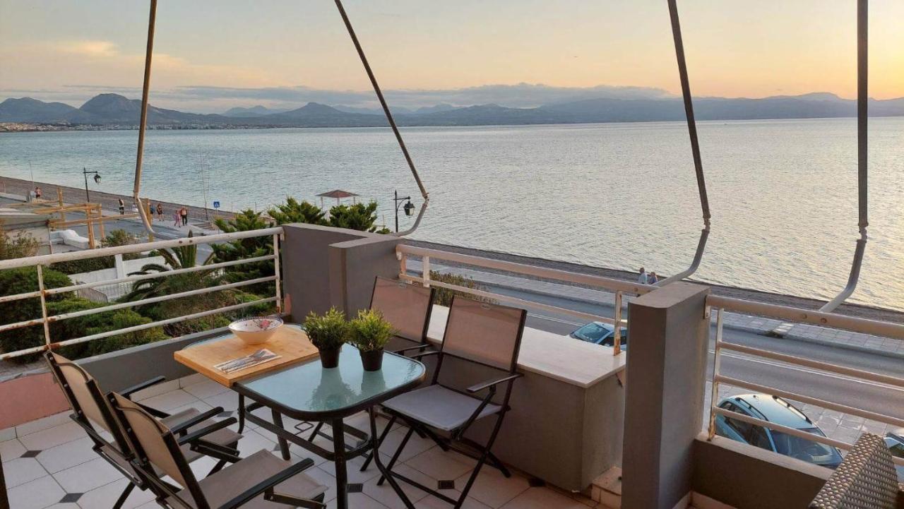 Loutraki Bay Apartamento Exterior foto